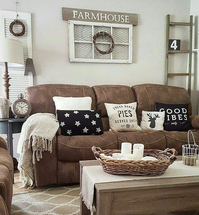 Cute farmhouse style family room decorating