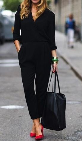Love this all black look with a pop of color from the red pumps! I have the shoes