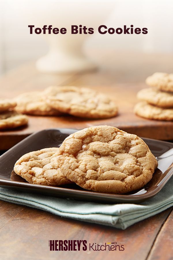 Surprise your family (and Santa) this Christmas Eve with Toffee Bits Cookies! Ever