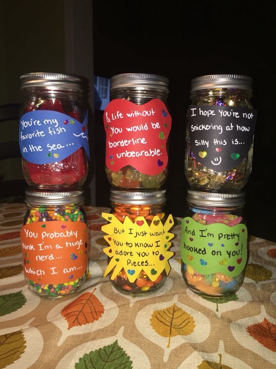 sweet-jars-for-first-anniversary