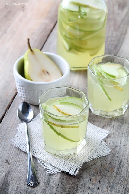 Apple and pear white sangria-fall drinks