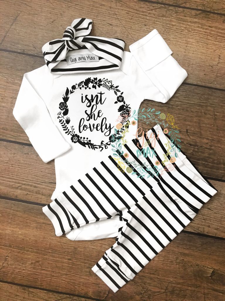 Hi there! Welcome to Gigi and Max! This handmade outfit is beyond perfect for any sweet baby on the way. Pants and headband are