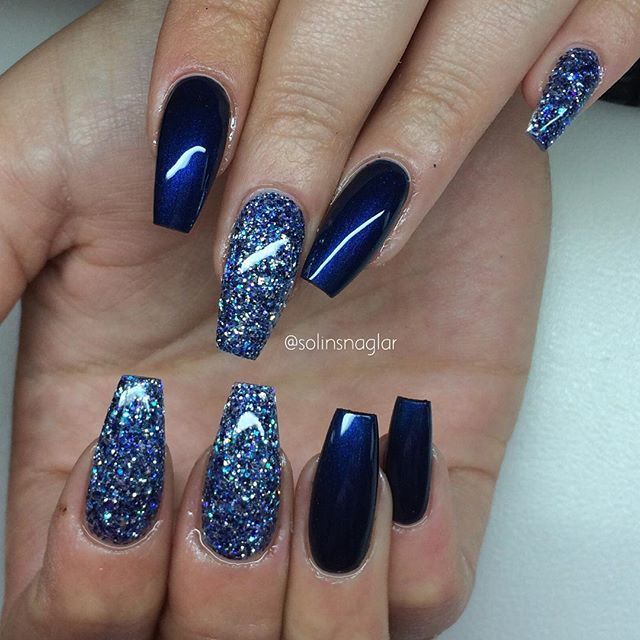 “Midnight Blue” med egenblandat glitter