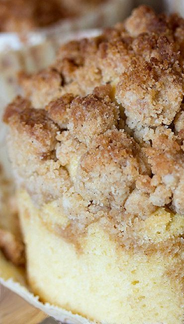 New York-Style Coffee Cake Crumb Muffins Recipe