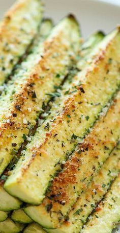 YUMMY!! CANT WAIT TO MAKE THESE! Baked Parmesan Zucchini