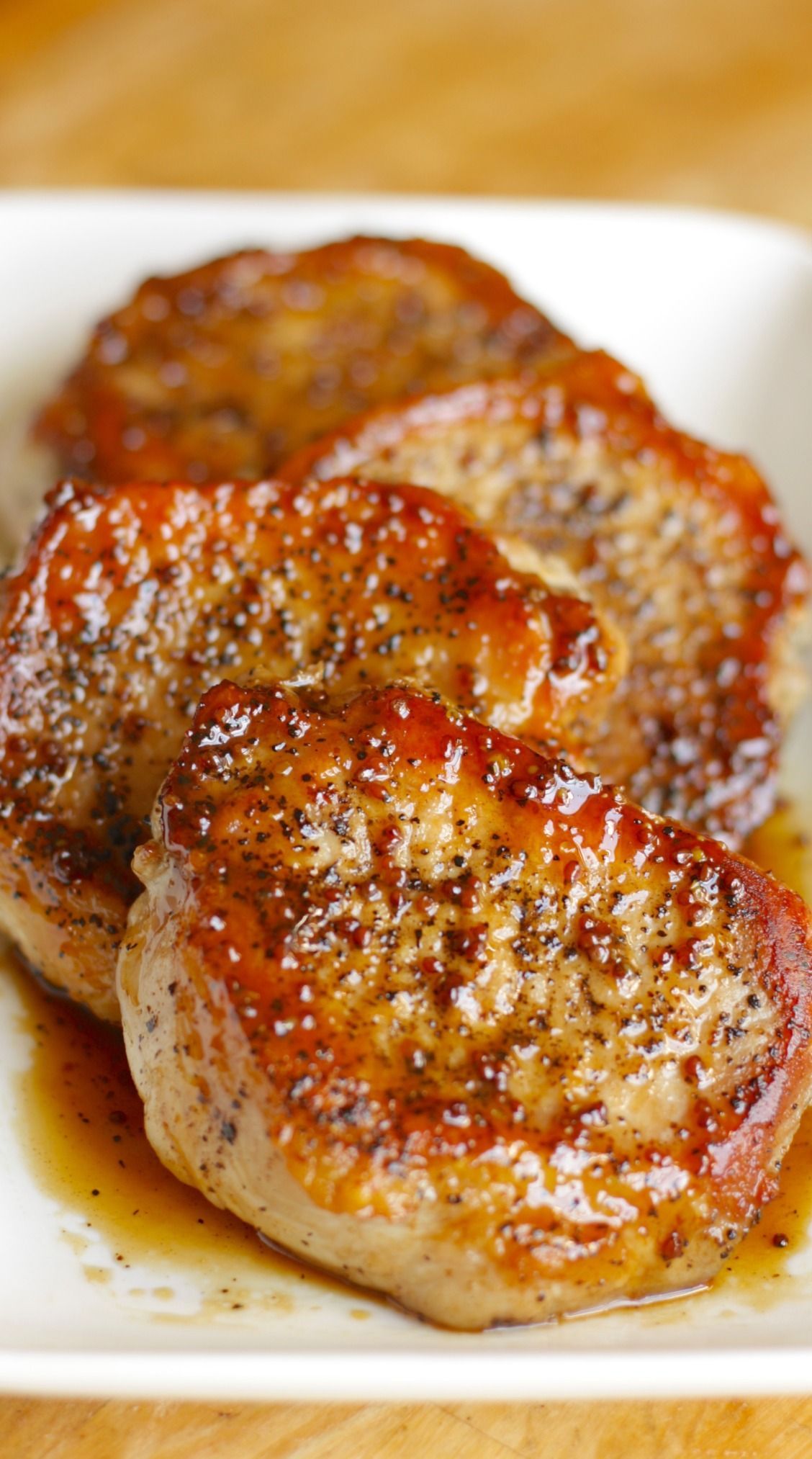 Apple Cider Pork Chops: These tasty apple cider pork chops are a five-ingredient main course that’ll be on your table in just 30
