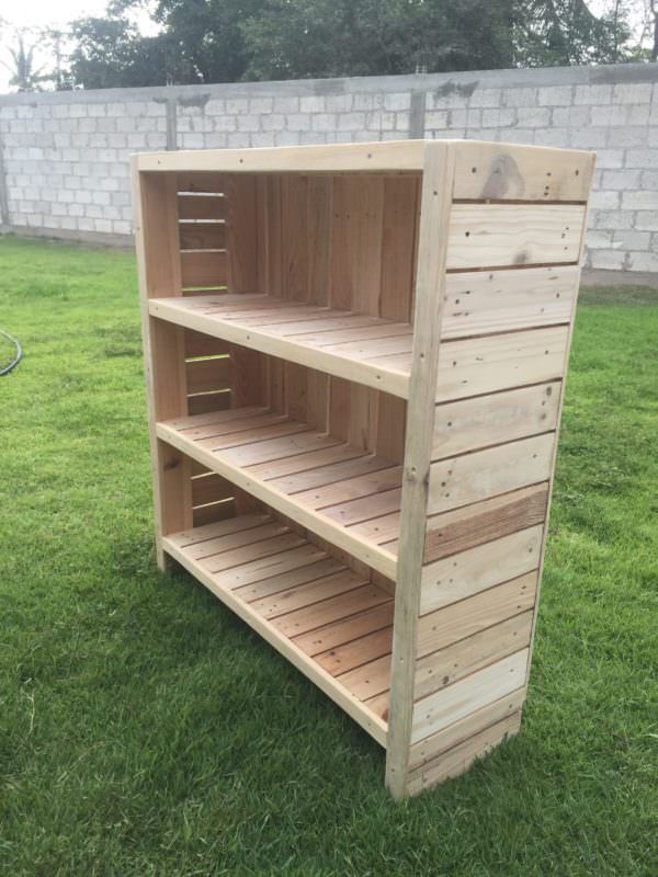 Beautiful Pallet Bookcase Bookcases & Bookshelves