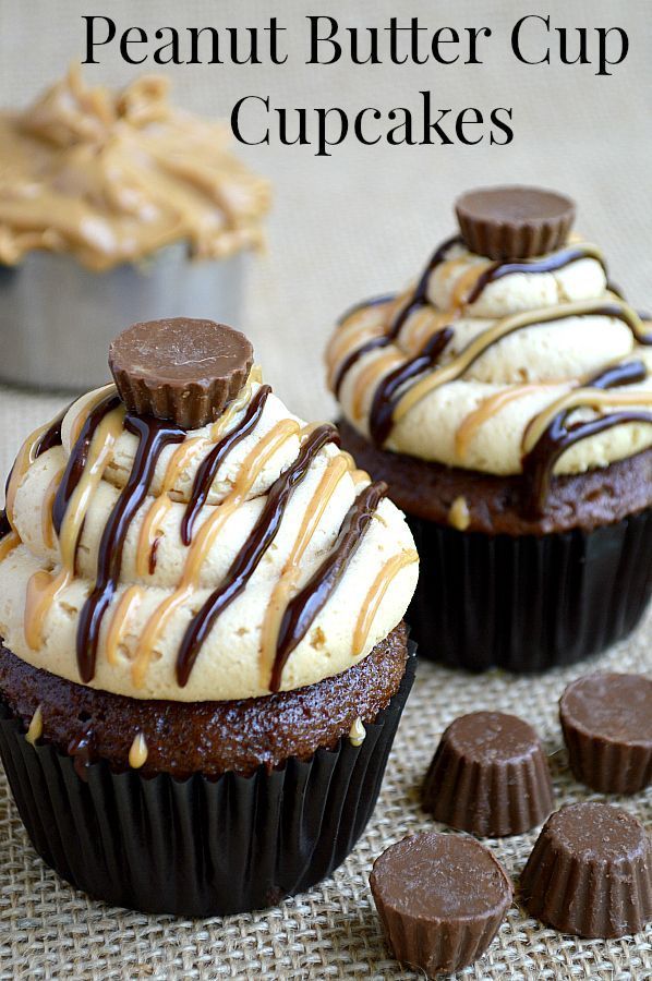 Delicious peanut butter cup cupcakes, with peanut butter frosting! Reeses peanut butter cups baked inside!