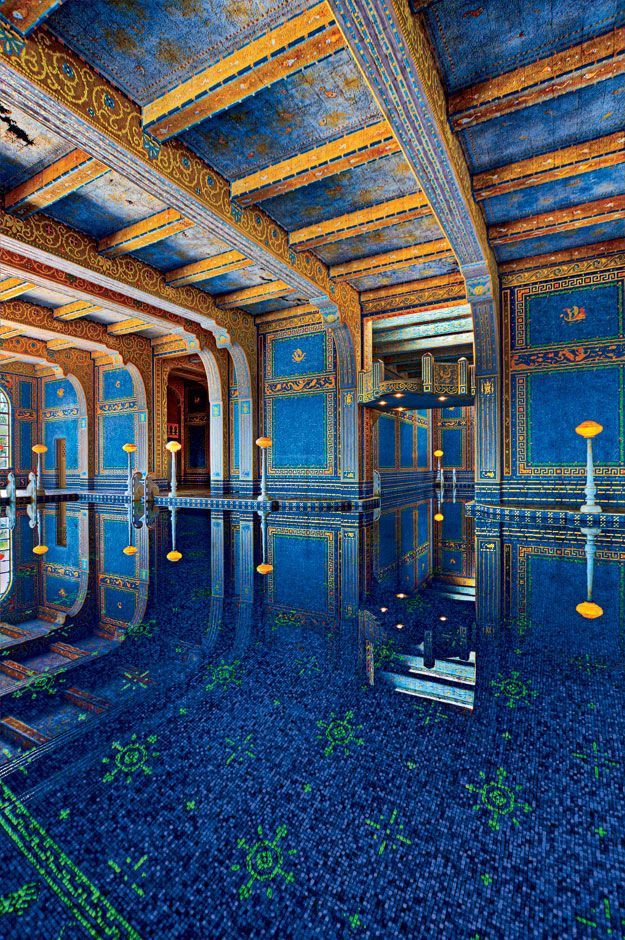 Hearst Castle / California. The indoor mosaic-tiled pool is inspired by Roman baths.