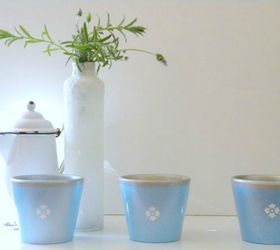 Spray paint a faux French patina -   How to upcycle Cheap Flower Pots