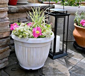 Paint a stoney finish -   How to upcycle Cheap Flower Pots