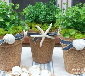 Cover the surface with sand -   How to upcycle Cheap Flower Pots