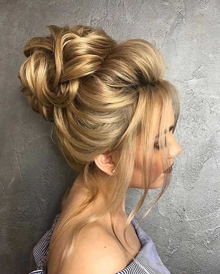 Wedding hair bun – If youre looking for a hairstyle for the wedding thats both elegant bridal ,classic chignon wedding hairstyles,