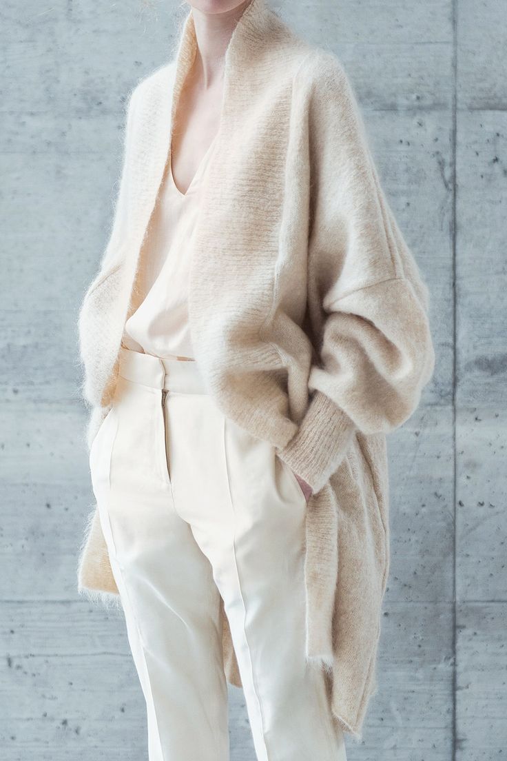 cozy nude cashmere sweater | Coltrane