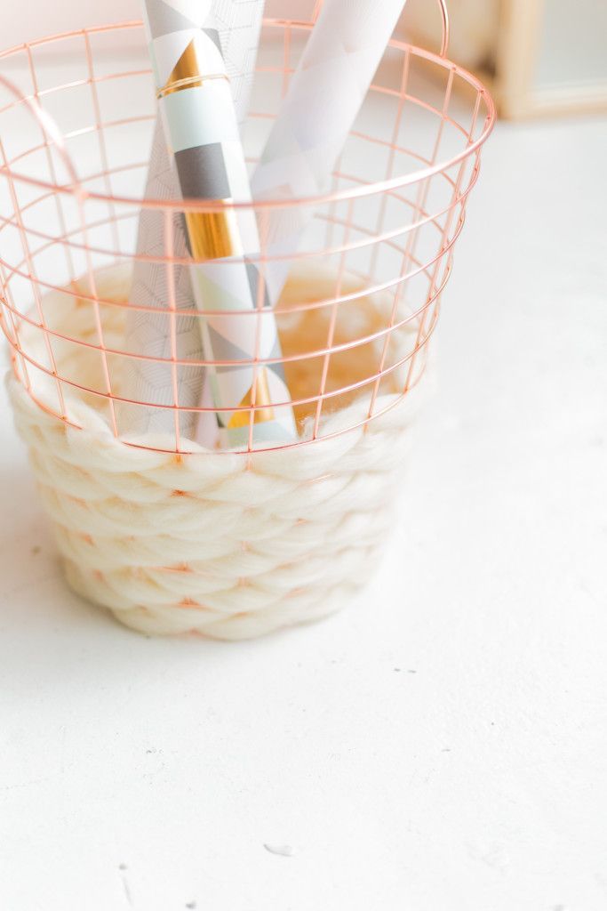 DIY Wool Woven Paper Basket Tutorial | @fallfordiy