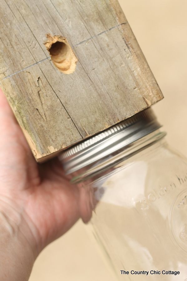 Make your own carpenter bee trap from a scrap 4×4 and a mason jar!