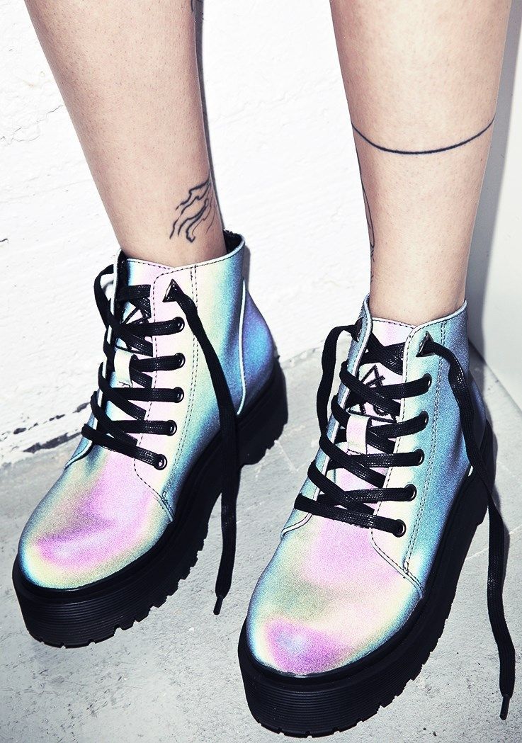 Soft Grunge, Pastel Grunge, Modern Grunge, Girlie Combat Boots, Pastels get edgy with classic grunge and punk style.