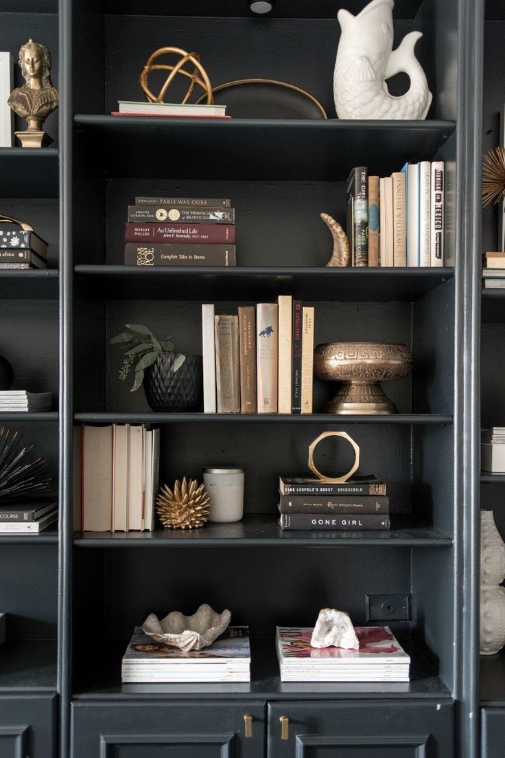 bookshelves styling inspiration – black bookshelves