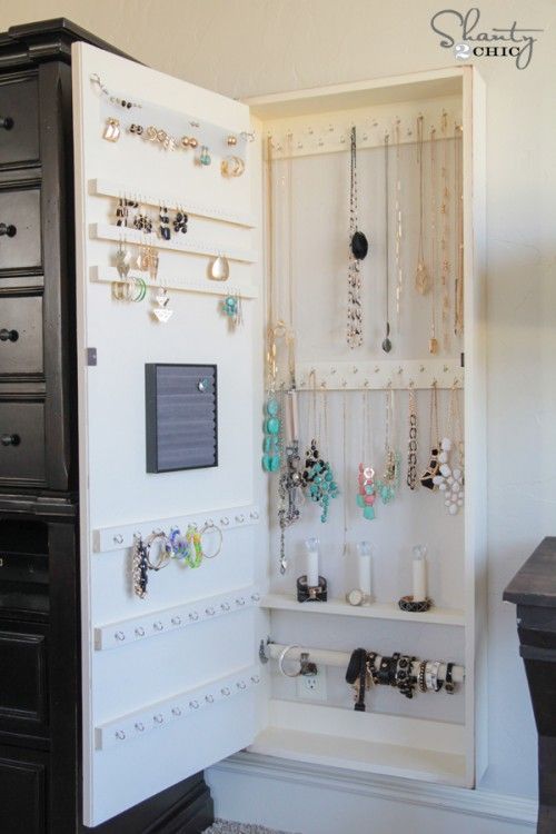 DIY Jewelry Storage Case: fully functional for all jewelry and a huge space saver.