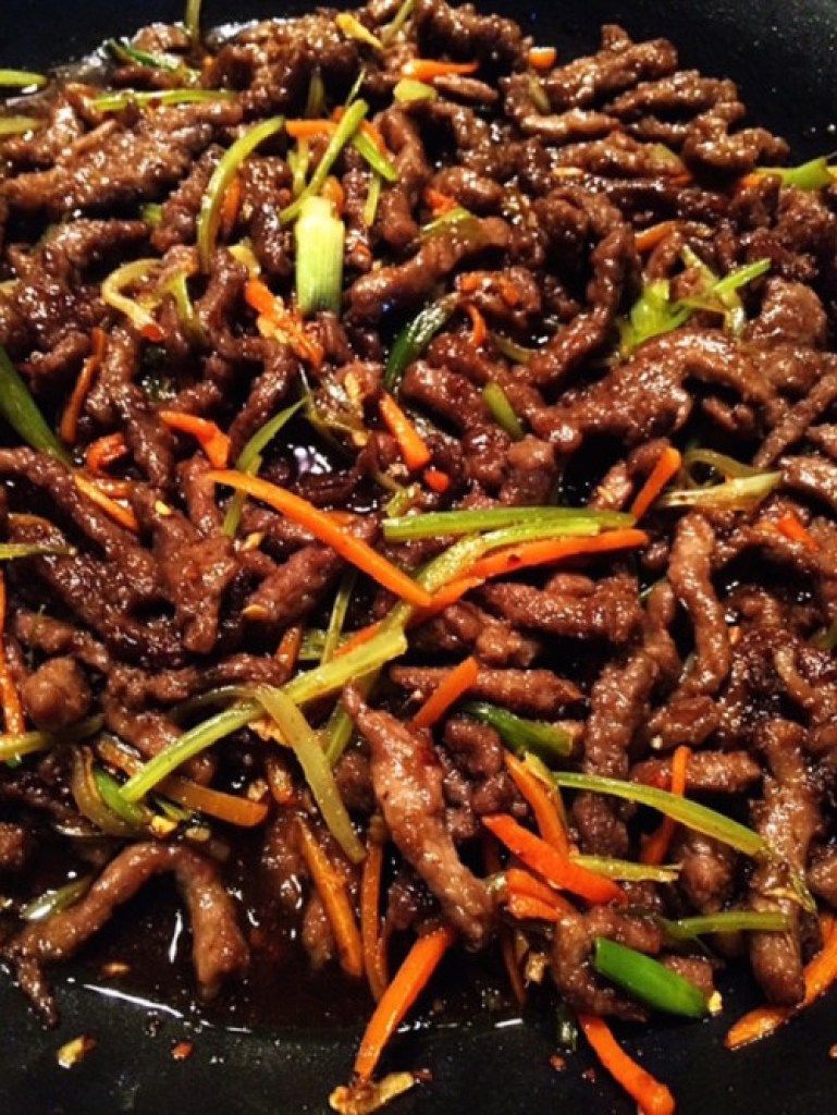 Easy Szechuan Beef Recipe – Chinese Takeout in less than 30 mins!
