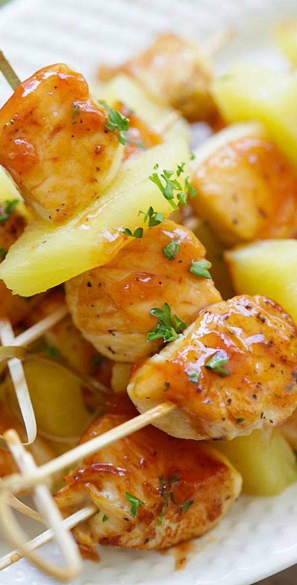 Hawaiian Chicken Bites – amazing chicken skewers with pineapple with Hawaiian BBQ sauce. This recipe is so easy and a crowd