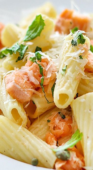Light Lemon Garlic Pasta with Salmon – healthy, simple and fresh. With fresh basil, garlic, lemon juice, olive oil, capers and