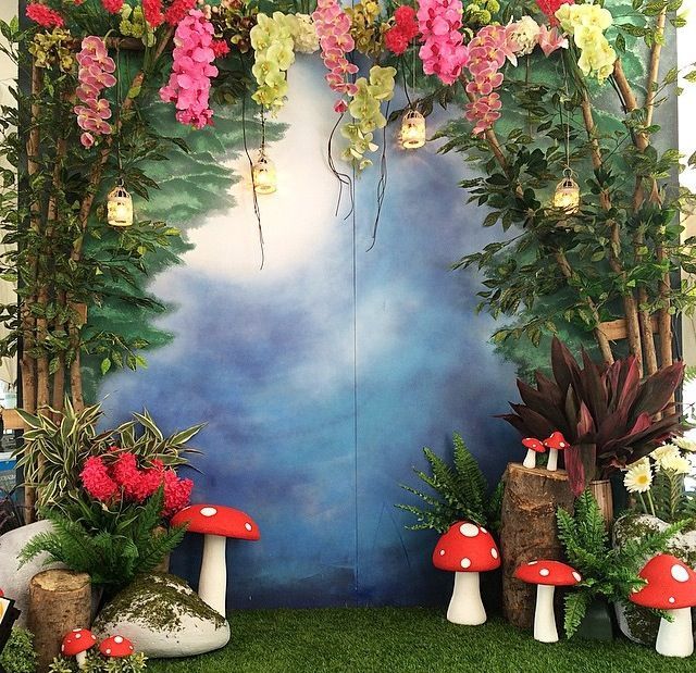 Tinkerbell theme photo booth
