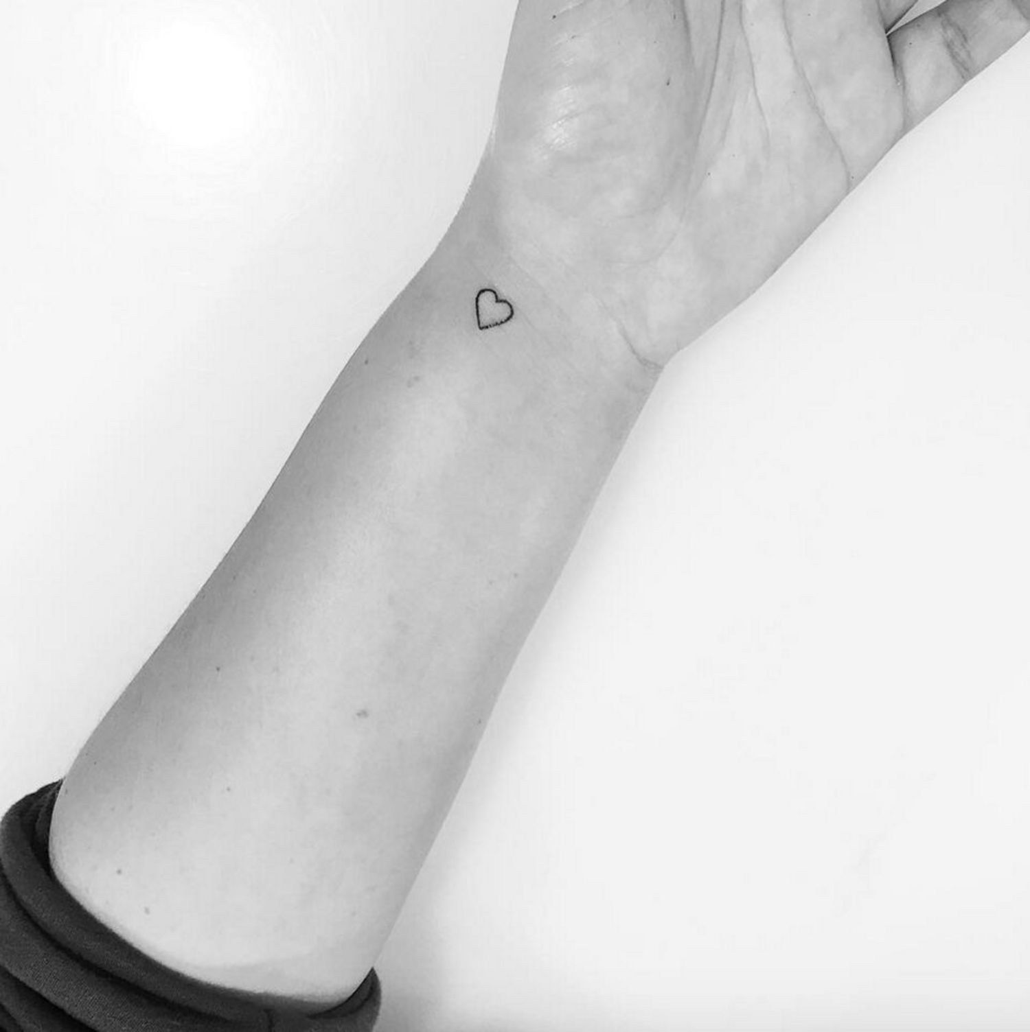 20 Tiny Tattoo Ideas Even the Most Needle-Shy Cant Resist