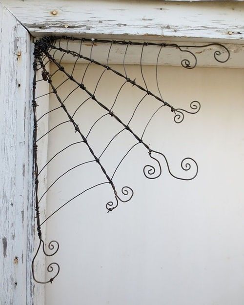 40 Easy and Creative Outdoor Halloween Ideas | My desired home.  Love this spider web. Easy to do.