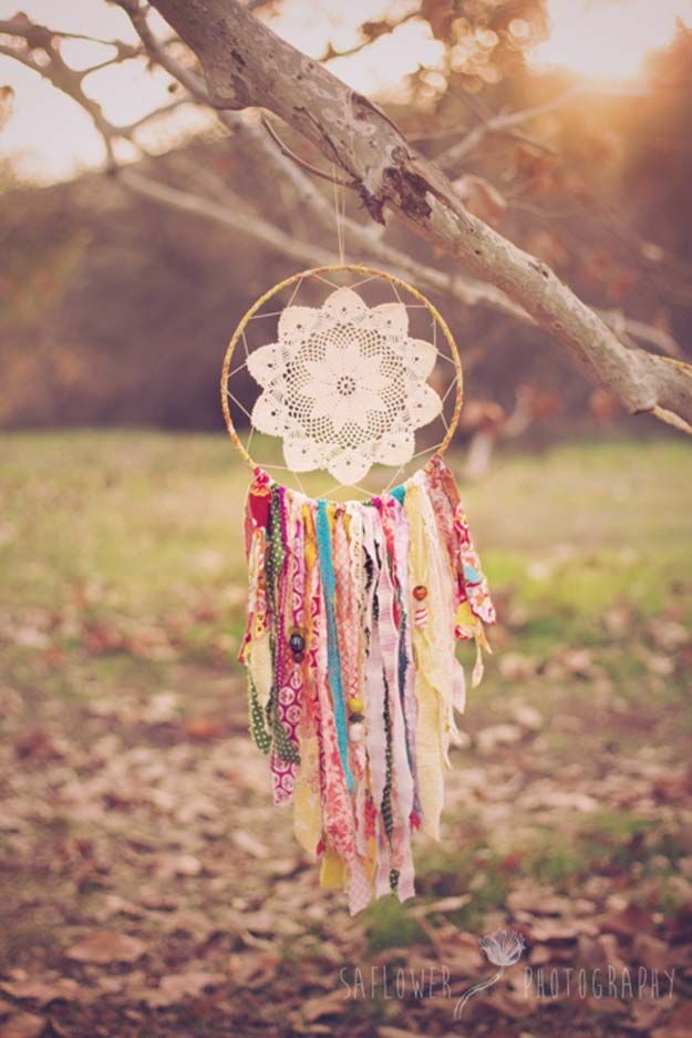 Best DIY Rainbow Crafts Ideas – Dream Catcher Tutorials – Fun DIY Projects With Rainbows Make Cool Room and Wall Decor, Party and