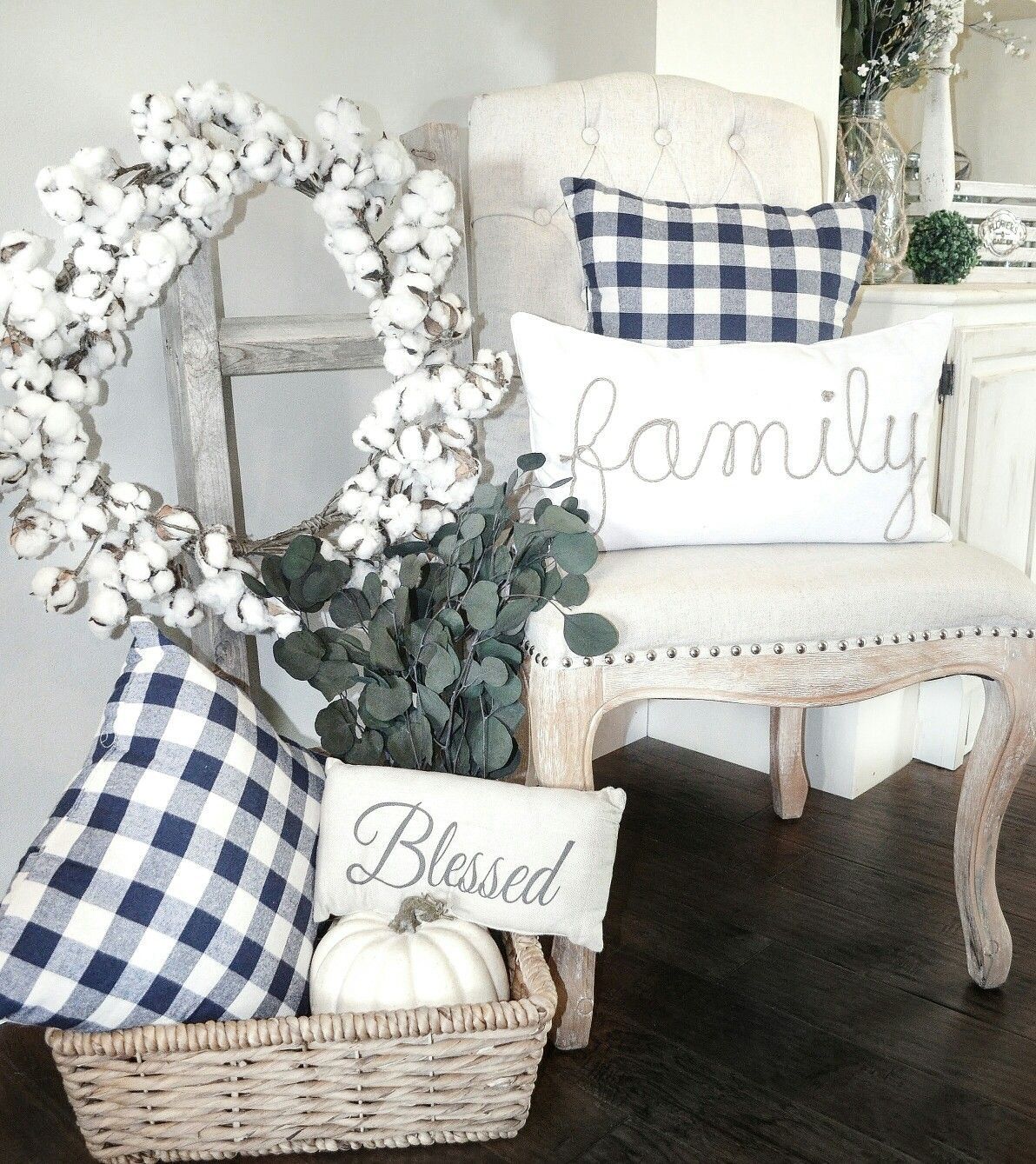 Buffalo check pillows. Fall Farmhouse decor