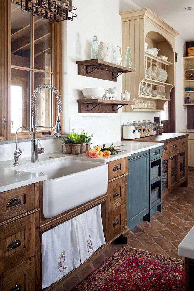 Farmhouse style kitchen with open shelves and farmhouse sink – by Dragonfly Designs