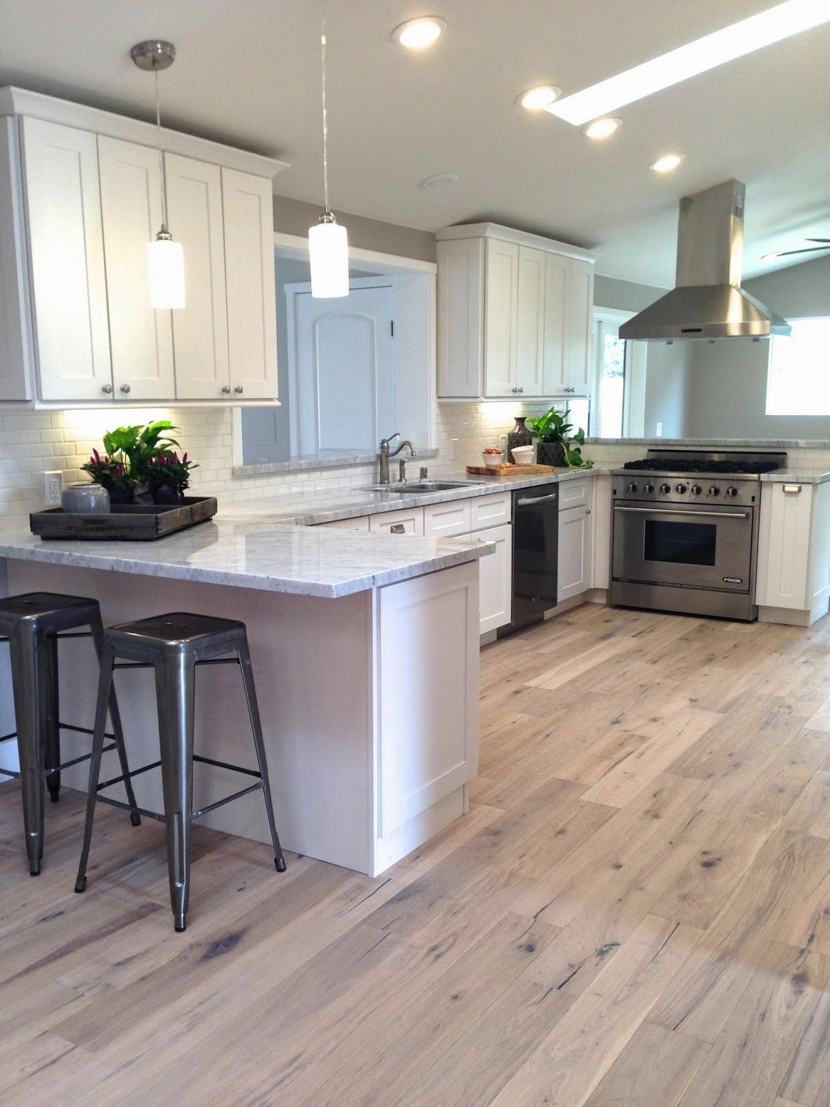 greige: interior design ideas and inspiration for the transitional home : Rossmoor house finished! #light_wood_decor