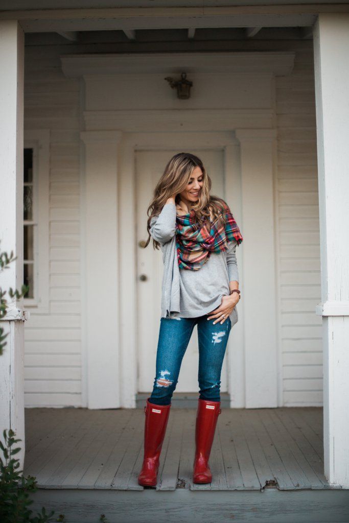 How to style Hunter boots multiple ways for the fall season!