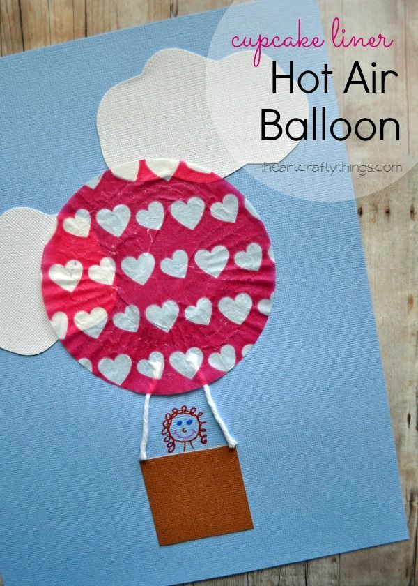 Make a Hot Air Balloon Kids Craft out of a cupcake liner. Fun spring or summer craft for kids. From iheartcraftything…