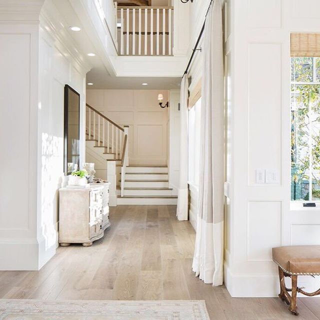 Natural light + Neutrals #light_wood_decor