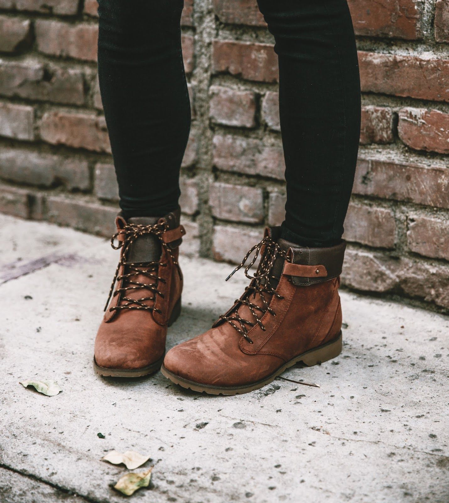 pretty little fawn | LA Fashion + Lifestyle Blogger: FALL STYLE WITH TEVA