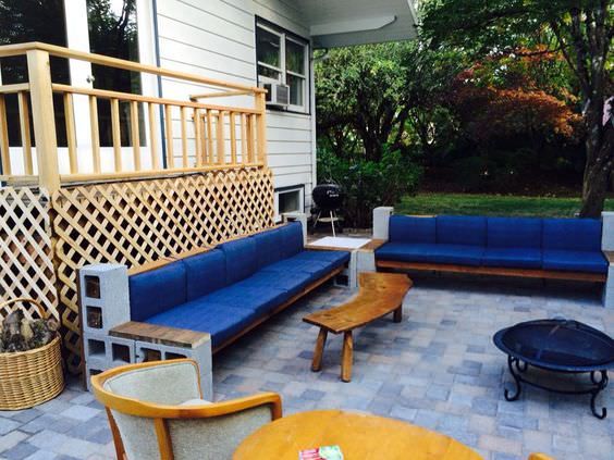 7 – DIY cinder block cement sectional sofa with wood beams on paver patio -   How to Make a Bench from Cinder Blocks