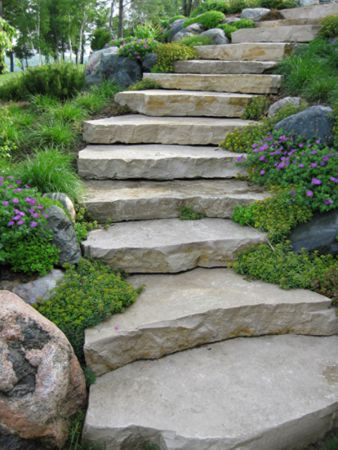 DIY Garden Steps & Stairs • Lots of ideas, tips & tutorials! Including, from ‘robinson landscaping’, these awesome garden steps.