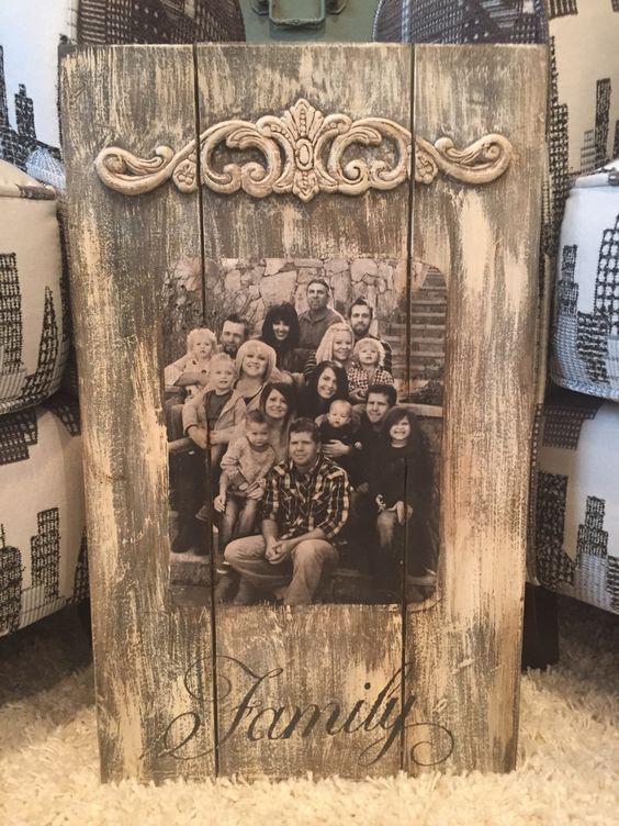 PALLET AND FAMILY PHOTOS -   Ideas for Photo Transfer Projects