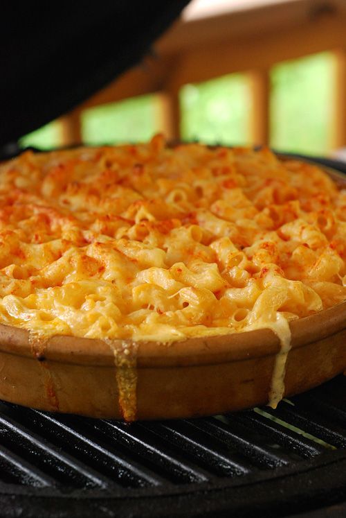 Everyone loves mac and cheese, but when you use the grill to cook it, the classic meal skyrockets to another level of goodness.