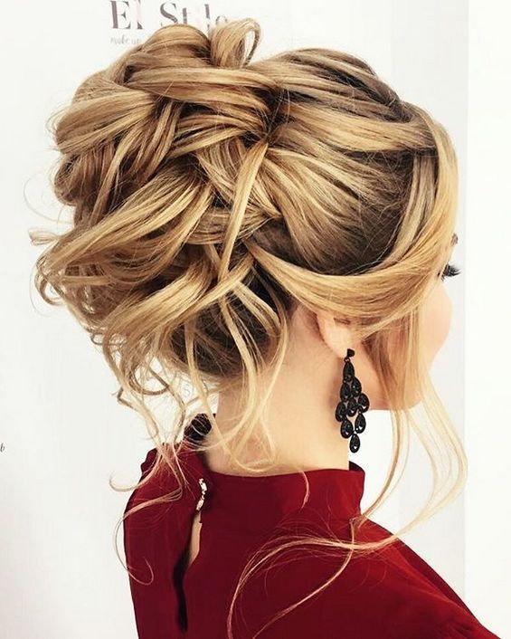 Long Wedding Hairstyles & Bridal Updos via Elstile / http://www.deerpearlflowers.com/long-bridesmaid-hair-bridal-hairstyles/