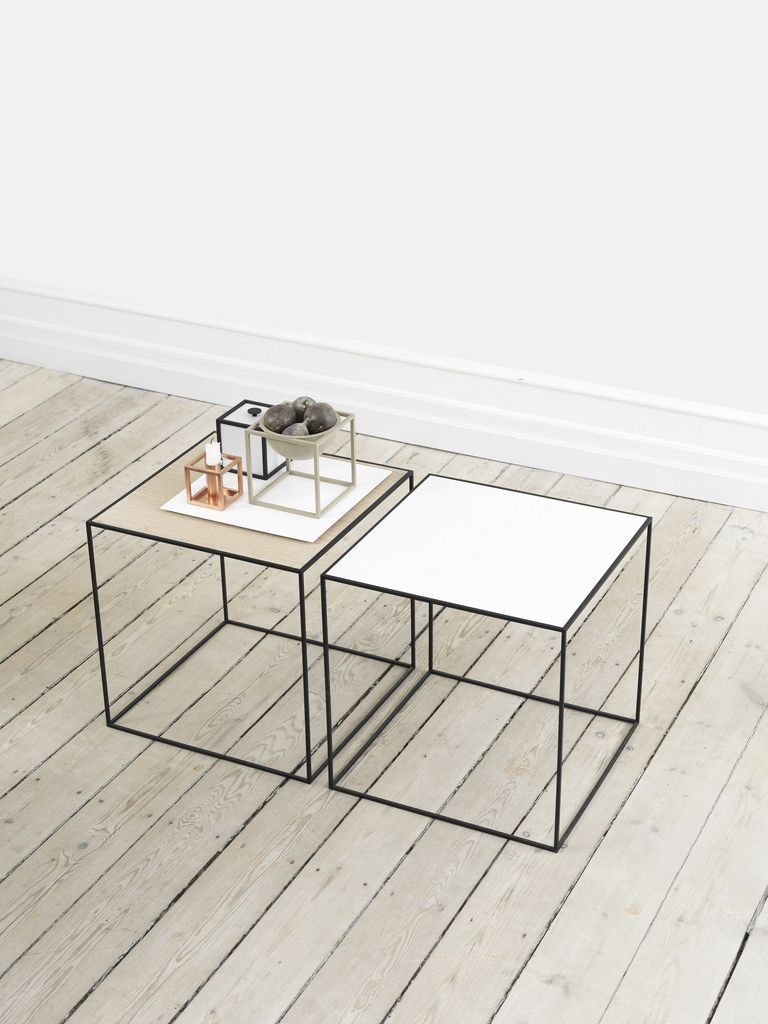 Mogens Lassen’s preferred form was the square and stringent shape of the cube, and it is the source of the accent table Twin. It