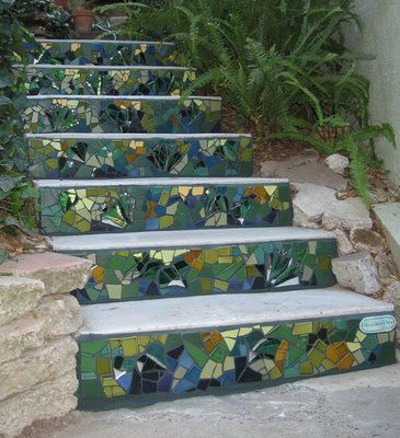 Mosaic & recycled for pretty outdoor stairs