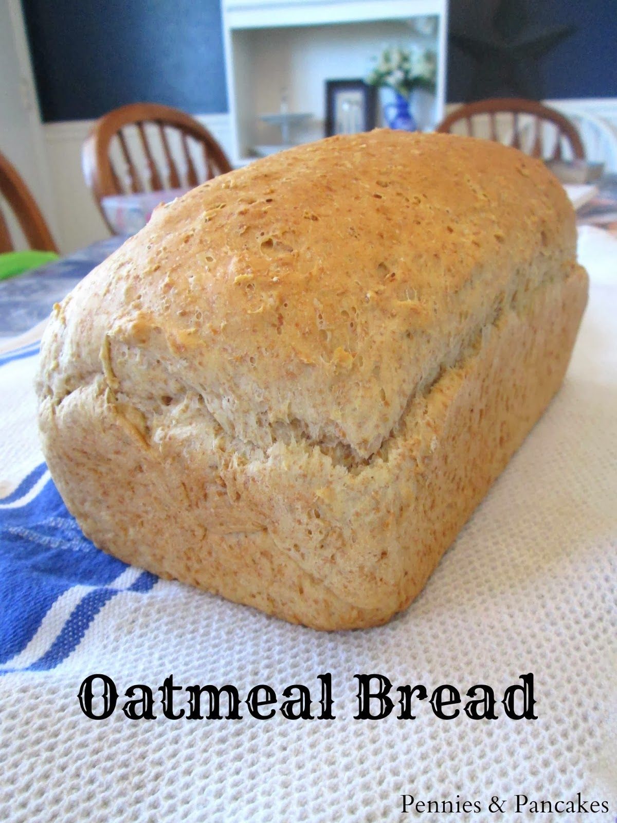 Oatmeal Bread – Super easy no-fail recipe that makes the BEST toast on the planet.