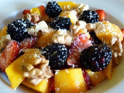 Raw Vegan Blackberry, Strawberry And Mango Breakfast Salad – A Healthy Way To Start Your Day
