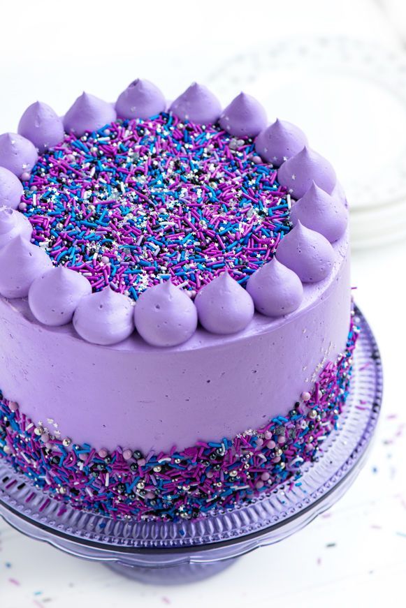 Sweetapolita’s Beautiful Galaxy Cake is Truly an Out of This World Dessert #food trendhunter.com