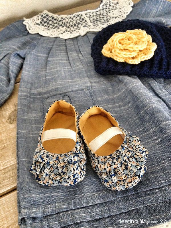 The Mila baby shoe pattern and tutorial. The dress and hat are pretty dang cute too!
