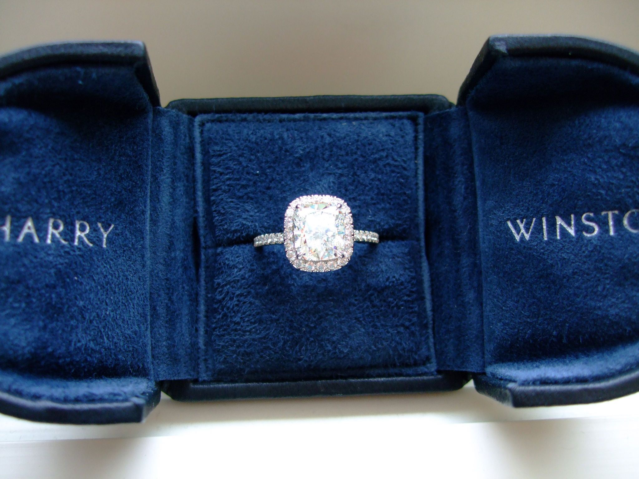 The ultimate engagement ring !!!!!Harry Winston !!!!!!