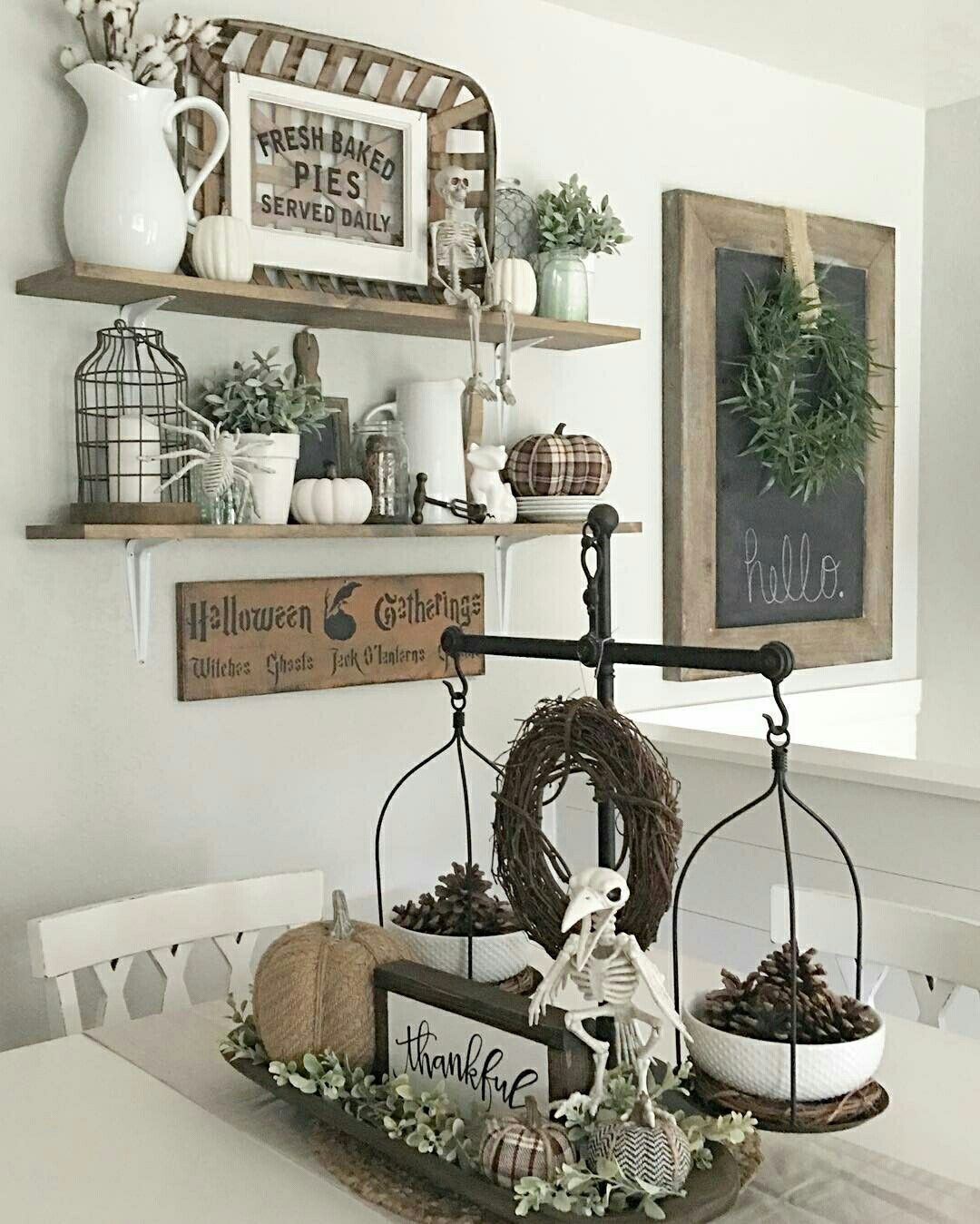 ***Tray with sign, greenery & bowl fillers